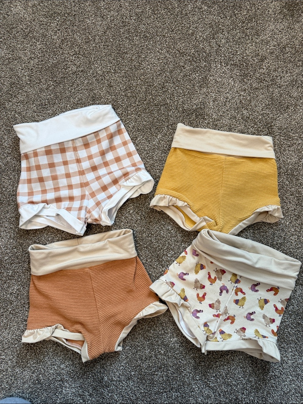 12-24m and 2T Little Bows + Arrows boutique shorts